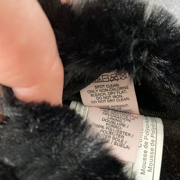 NWOT Victoria's Secret Women's Velvet Bow Slippers Size M - Picture 7 of 7